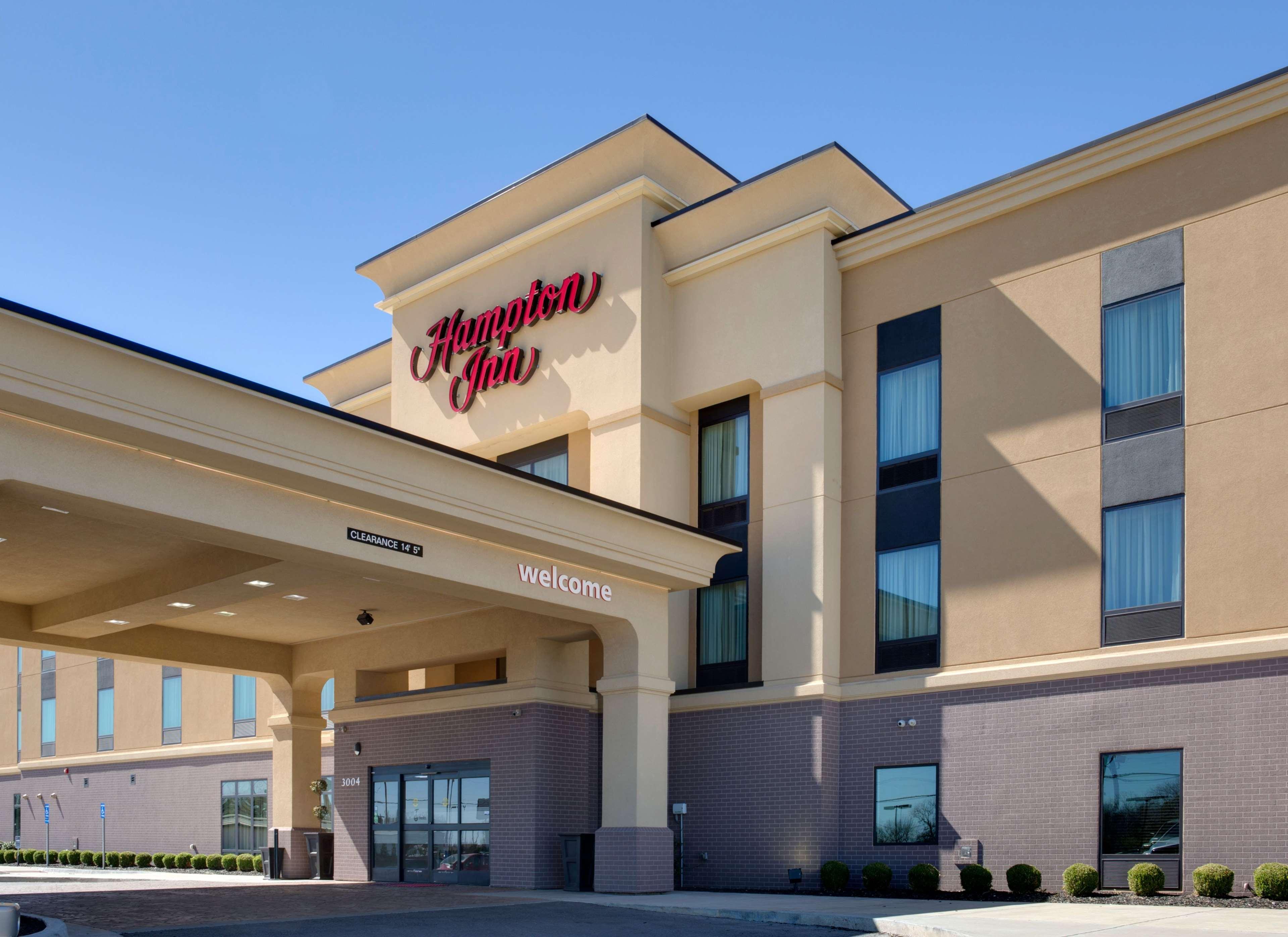 Hampton Inn צ'יקאשה מראה חיצוני תמונה