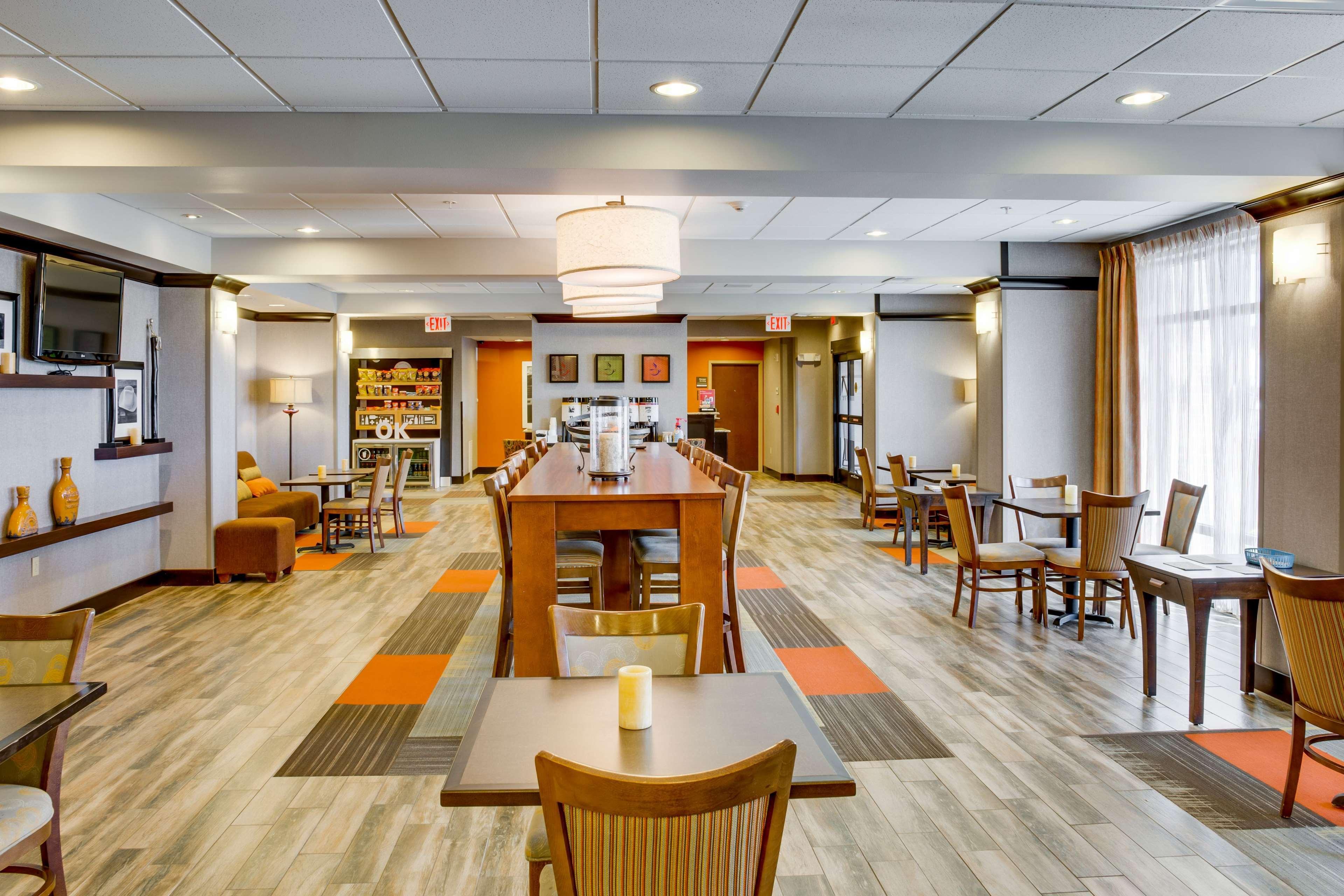 Hampton Inn צ'יקאשה מראה חיצוני תמונה