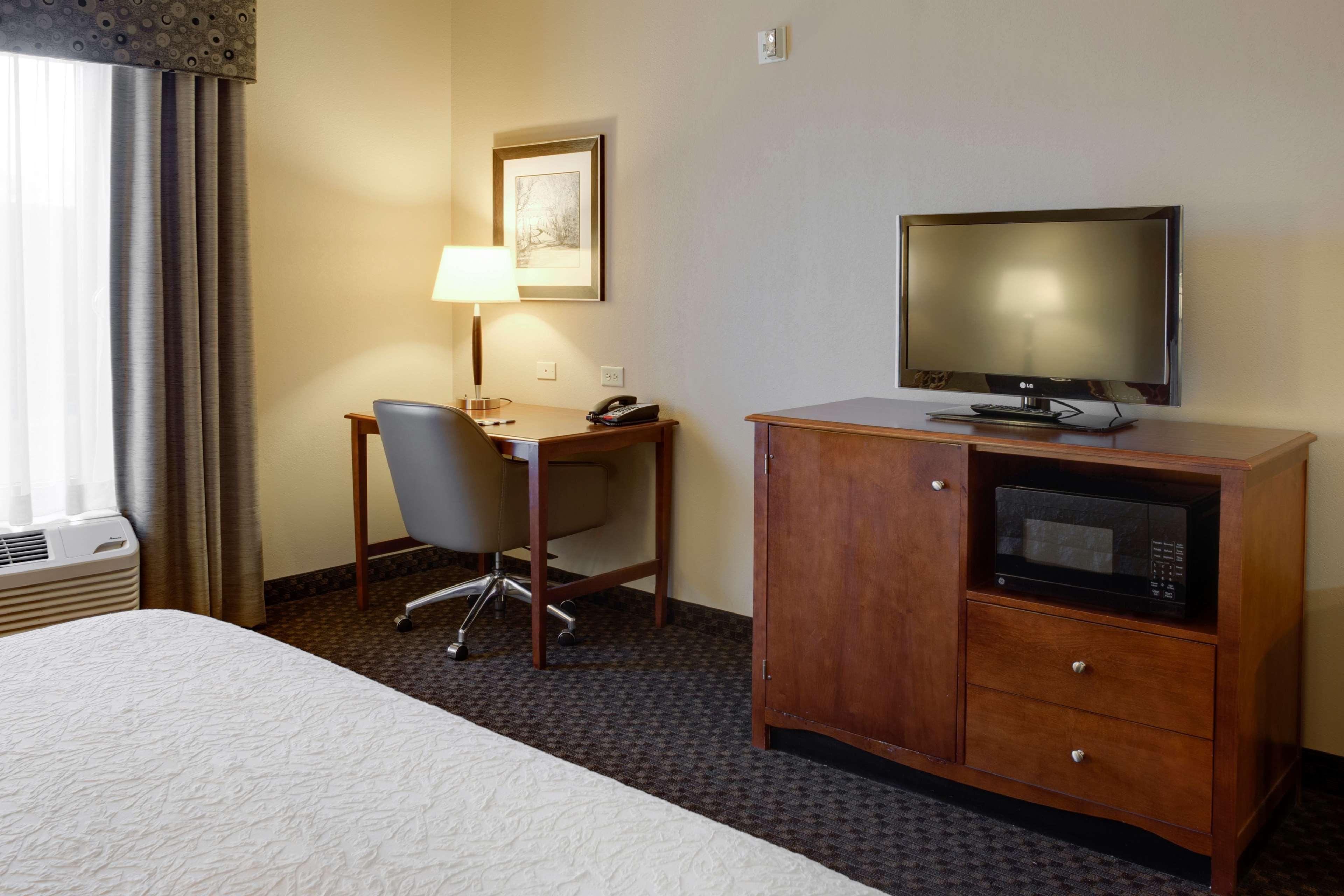 Hampton Inn צ'יקאשה מראה חיצוני תמונה
