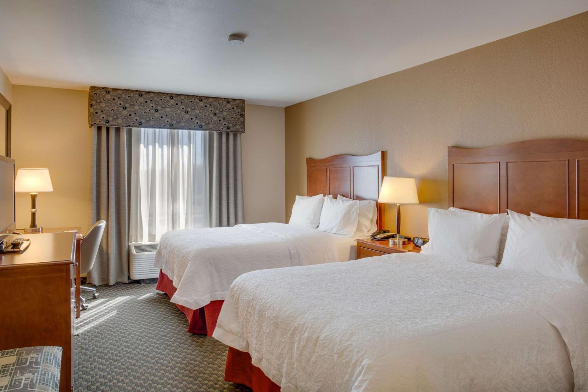 Hampton Inn צ'יקאשה מראה חיצוני תמונה