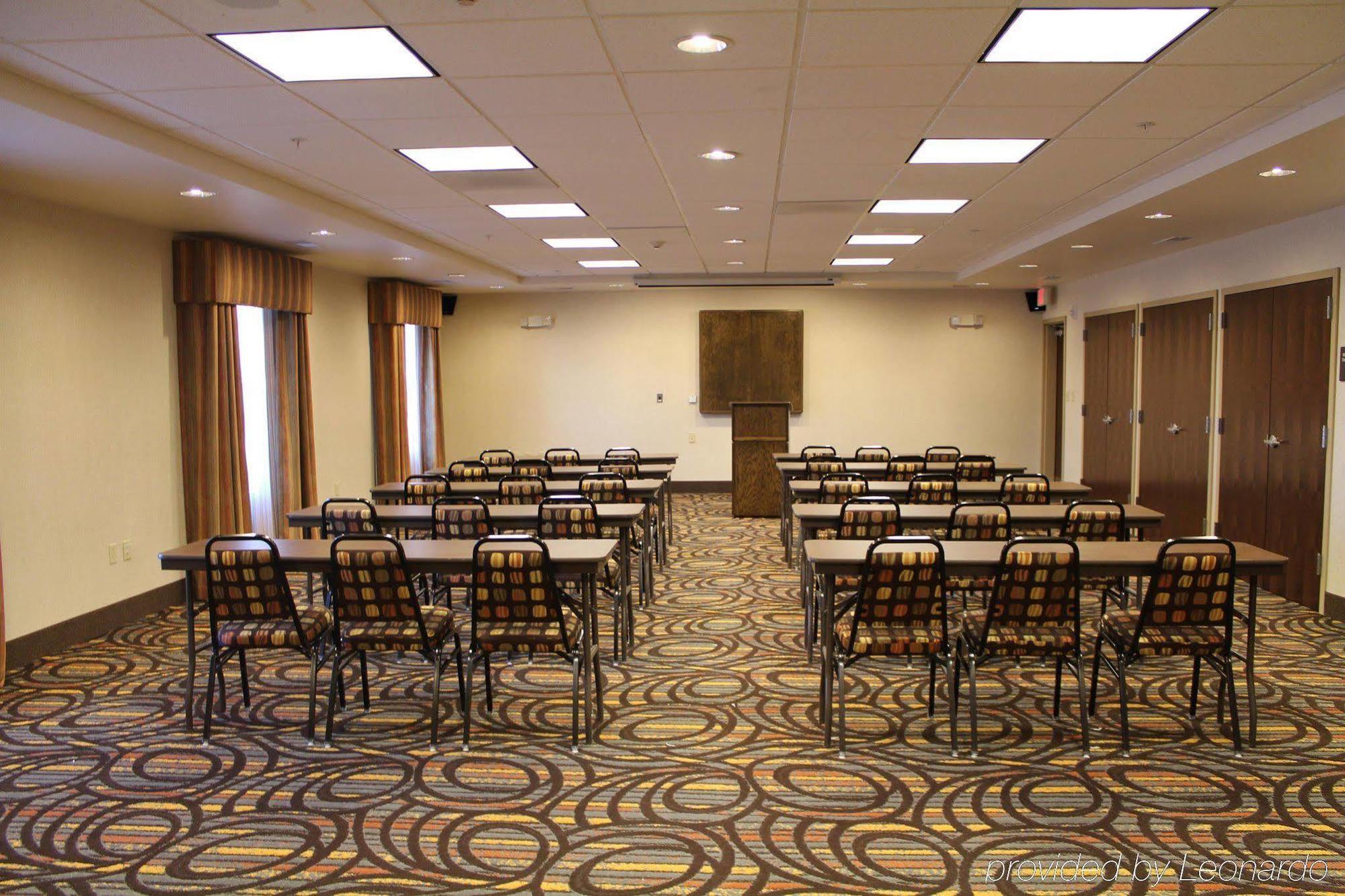 Hampton Inn צ'יקאשה מראה חיצוני תמונה