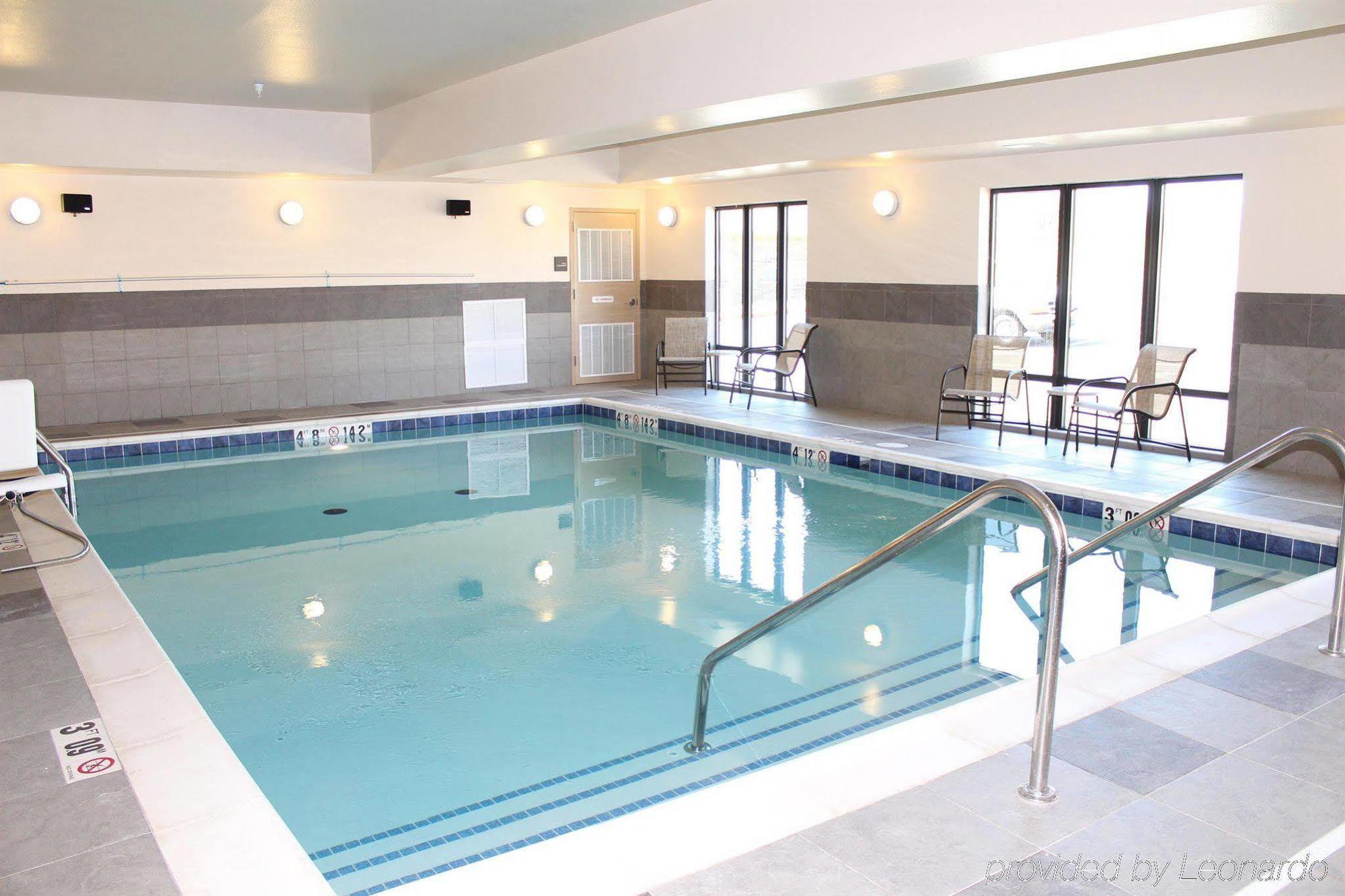 Hampton Inn צ'יקאשה מראה חיצוני תמונה
