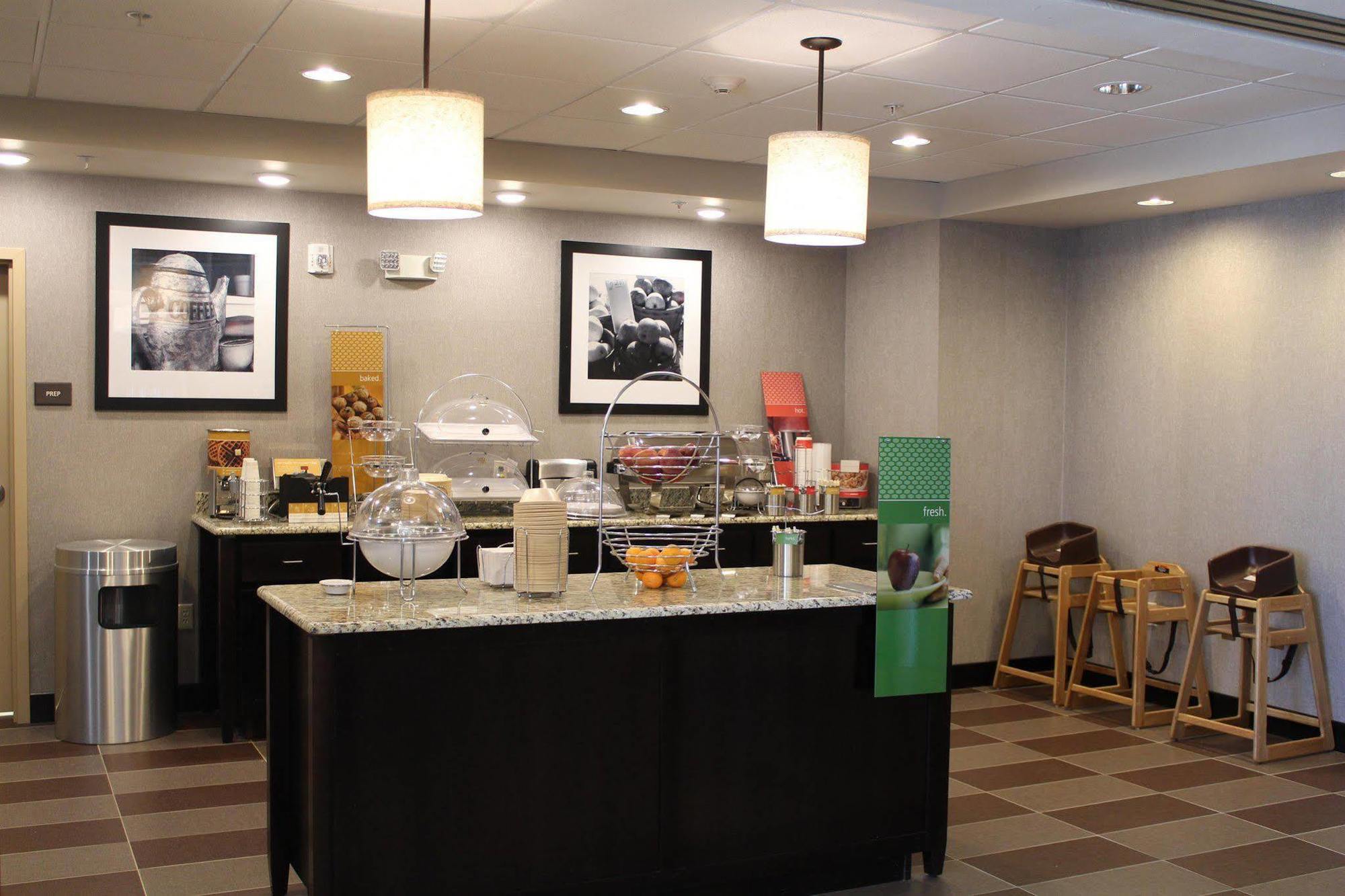 Hampton Inn צ'יקאשה מראה חיצוני תמונה