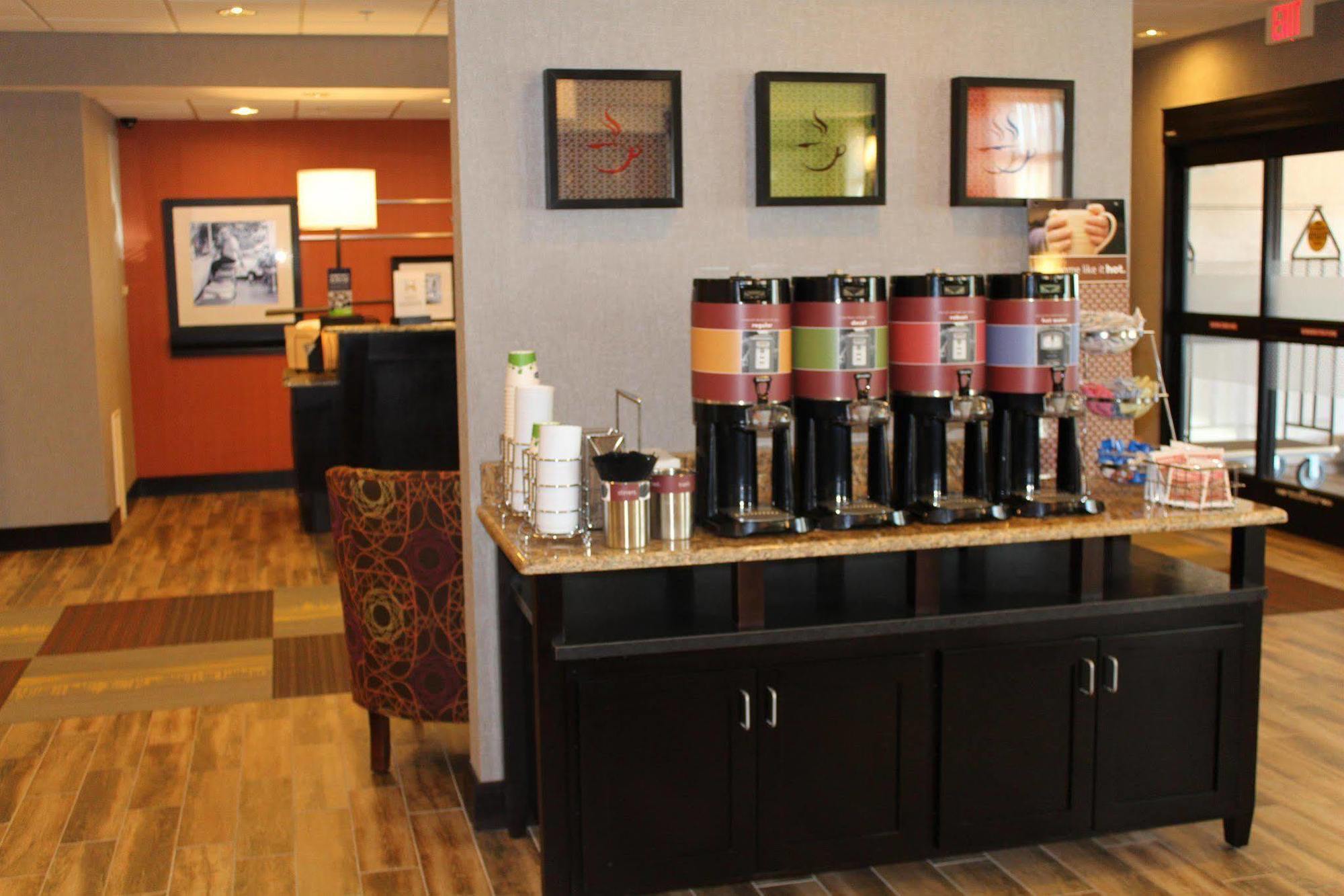 Hampton Inn צ'יקאשה מראה חיצוני תמונה