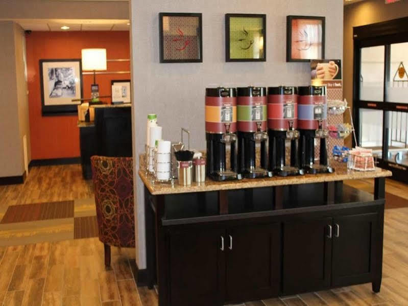 Hampton Inn צ'יקאשה מראה חיצוני תמונה